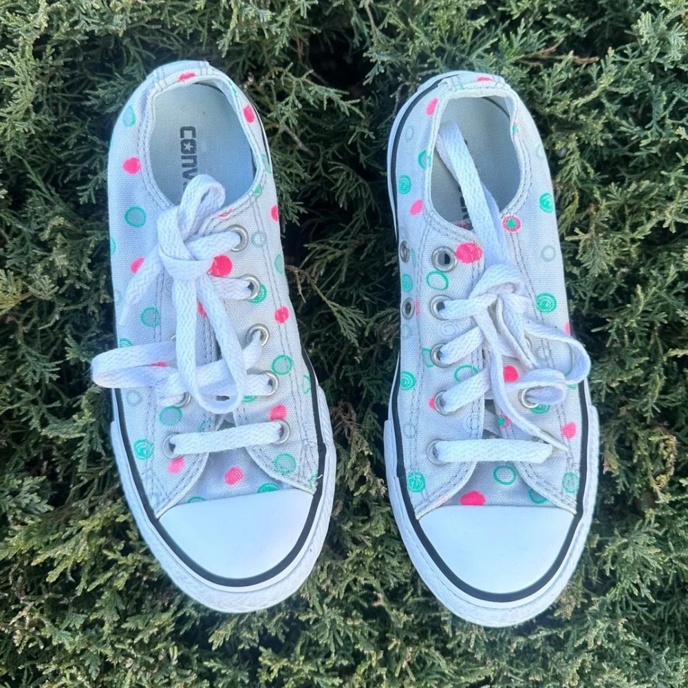 Converse Chuck Taylor All Star Low Top Little Girl Polka Dot Sneakers Size 13‎